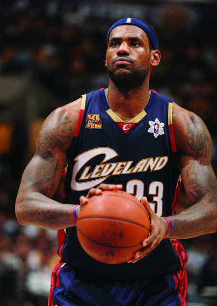 图片报：因曼市机场缺地勤导致航班晚点，多特周四的训练取消（图片报：曼彻斯特机场地勤人手不足致航班延误，多特周四训练被取消）