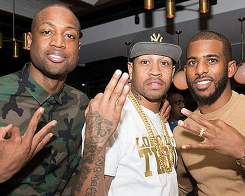 国足球新希望！16岁小将两度戴帽U16国足，如今直接进亚冠大名单！（16岁小将两度戴帽助U16国足，如今直入亚冠名单，国足新希望！）