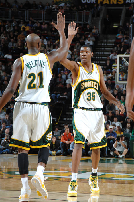 篮球中的节奏变化艺术（篮球节奏掌控之道）