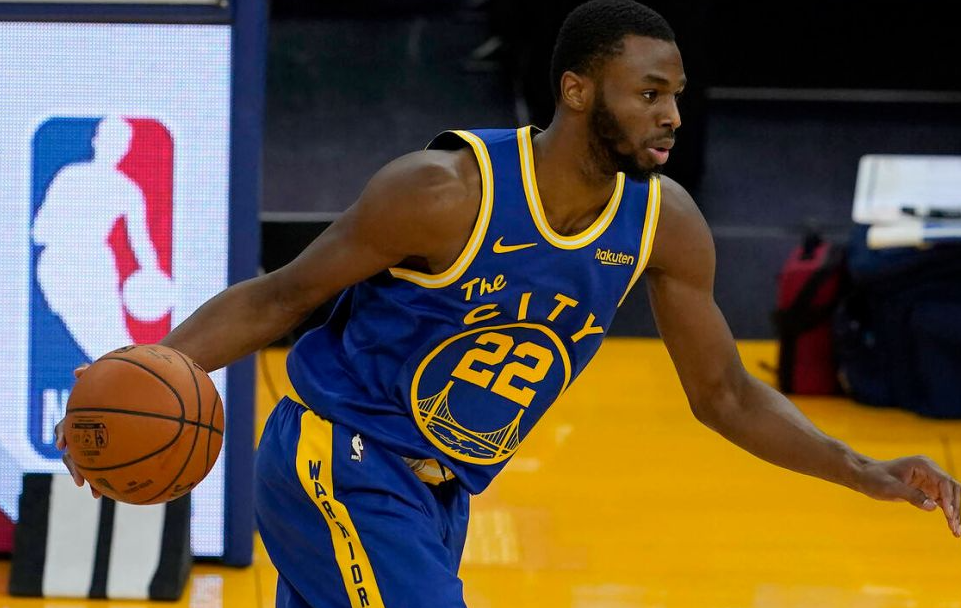 伯尔尼主帅谈骚乱：维拉球员在看台下庆祝，球迷认为被挑衅了（伯尔尼主帅解读骚乱：维拉球员看台下庆祝被球迷视为挑衅）