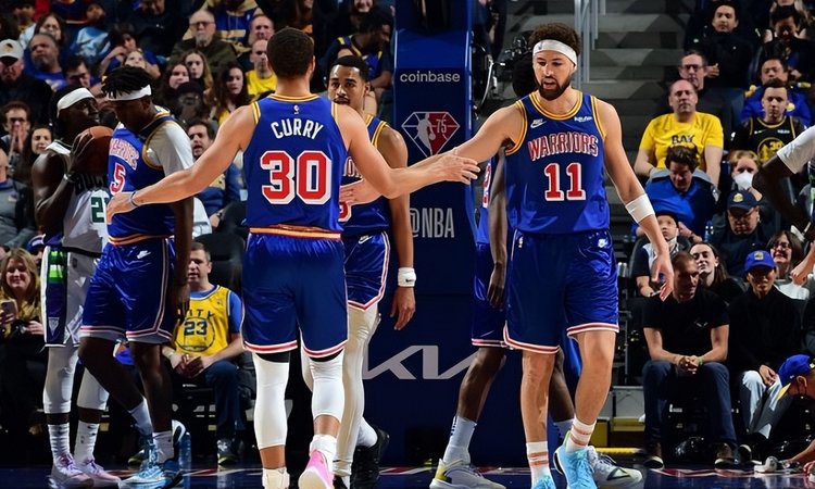 对手看着比分都怀疑人生（比分打得对手怀疑人生）